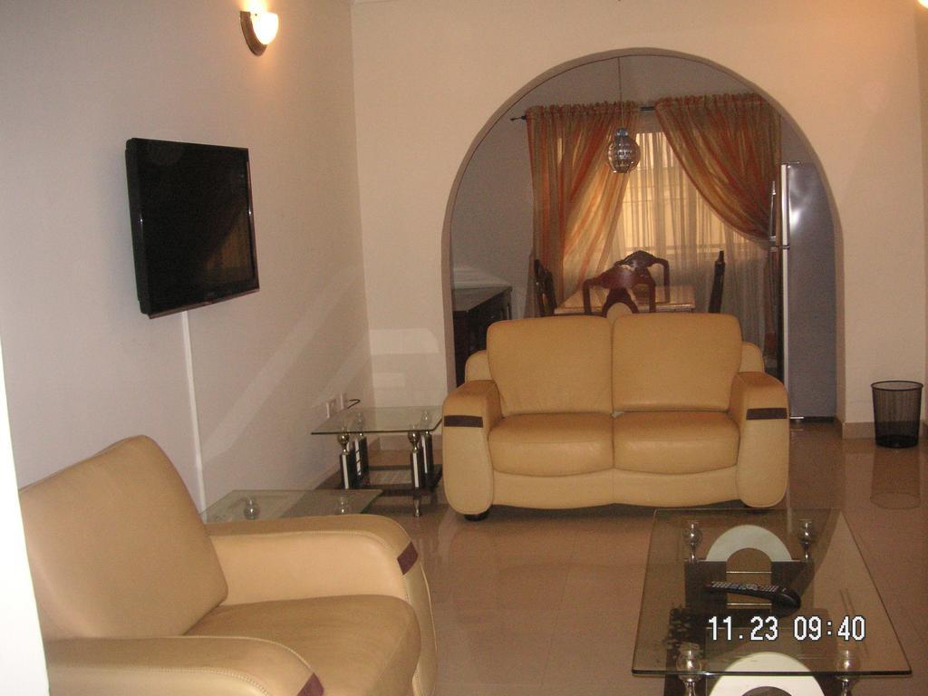 The Habitat Suites International Лагос Стая снимка