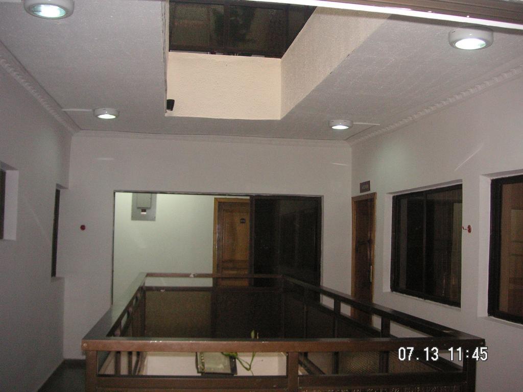 The Habitat Suites International Лагос Екстериор снимка