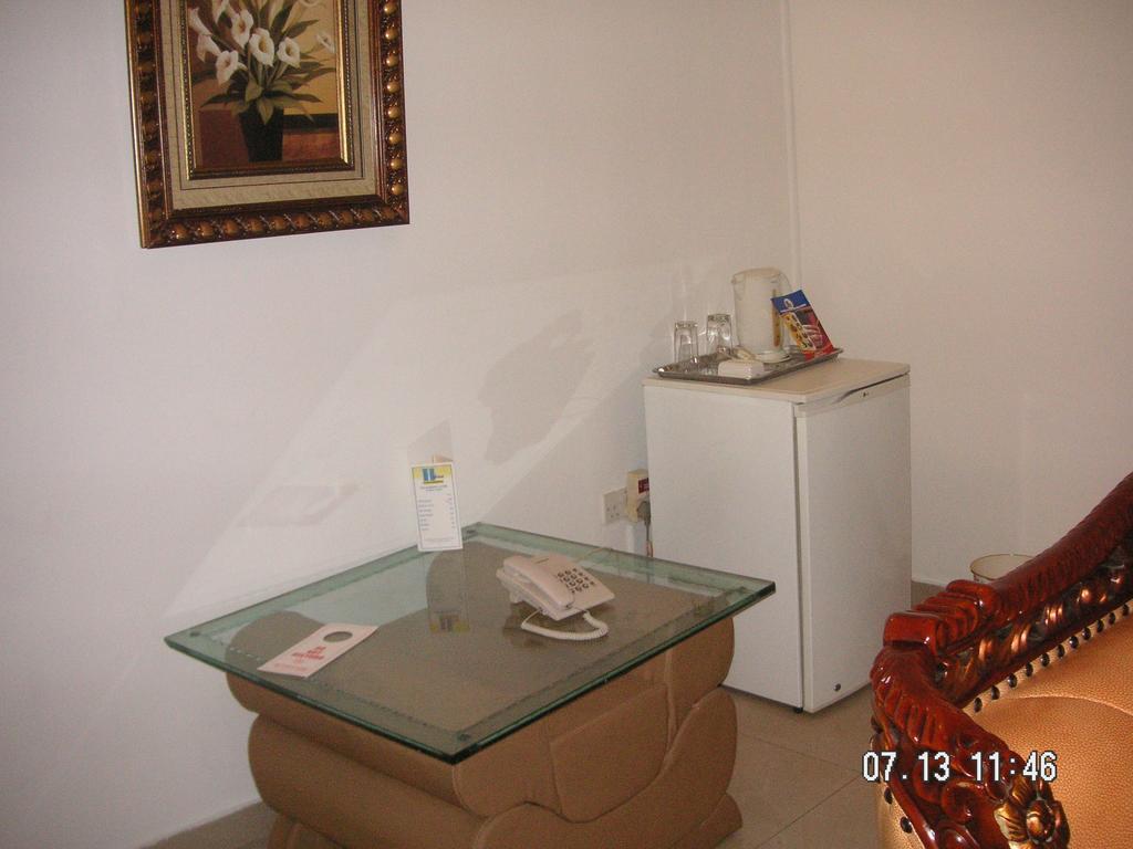 The Habitat Suites International Лагос Екстериор снимка