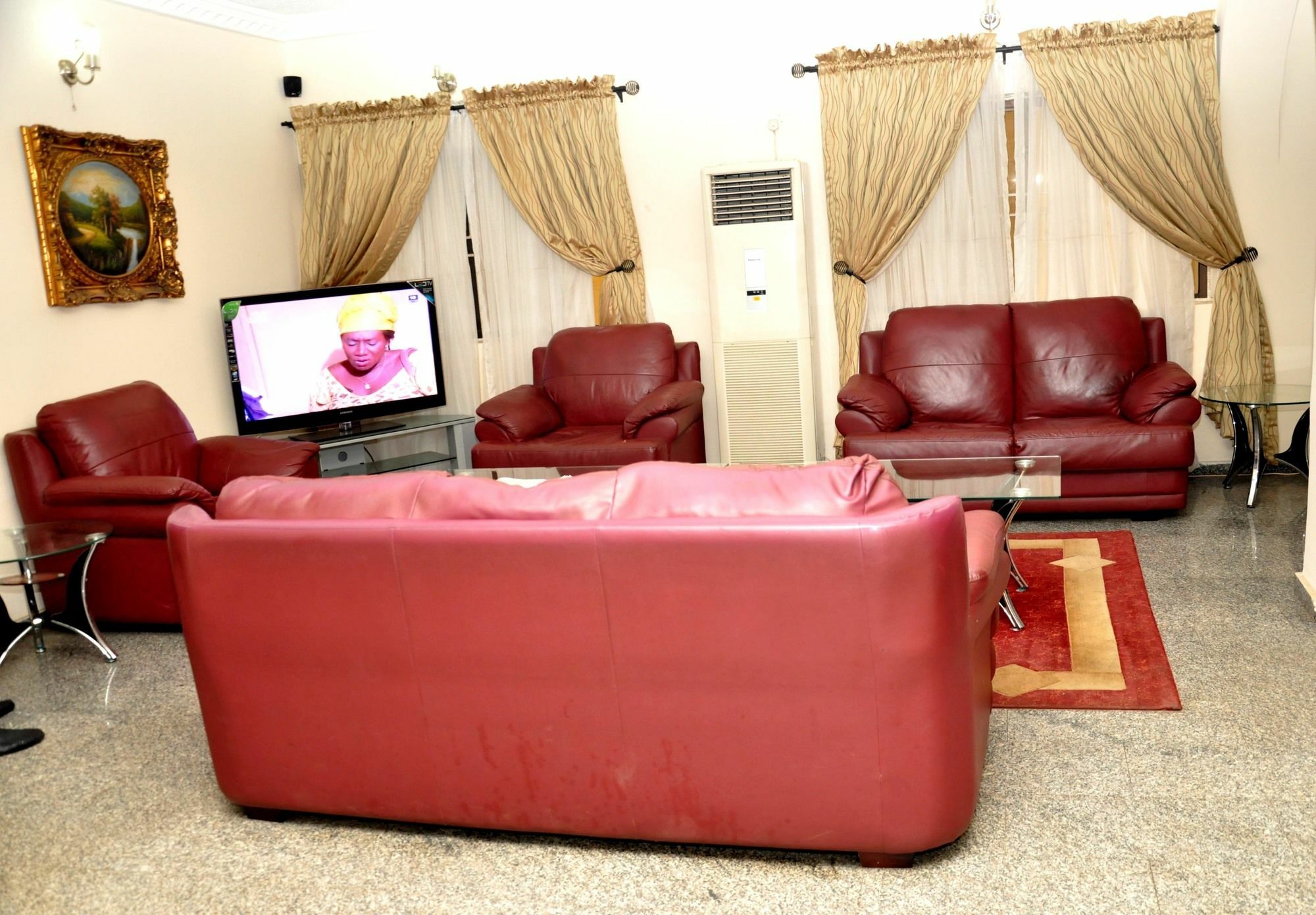 The Habitat Suites International Лагос Екстериор снимка
